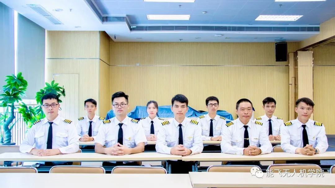 学无人机，到底培训无人机哪家好？