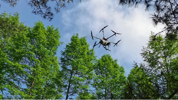 广州黄埔飞校无人机培训官网：手把手教你选对无人机培训机构