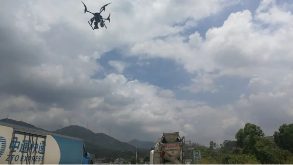 2026年无人机驾驶证怎么考？最新政策与培训机构选择指南