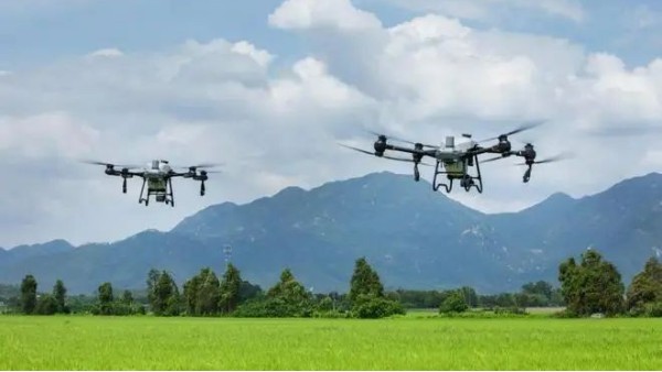 智慧农业：2023年植保无人机市场规模将达150亿！！